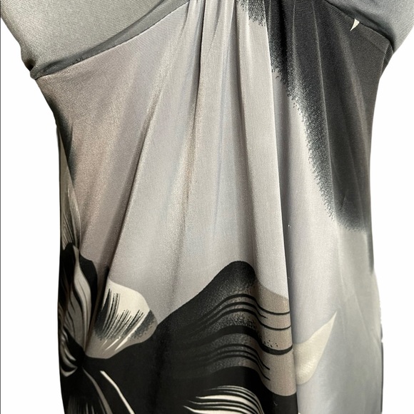 Summer halter dress - Picture 5 of 7